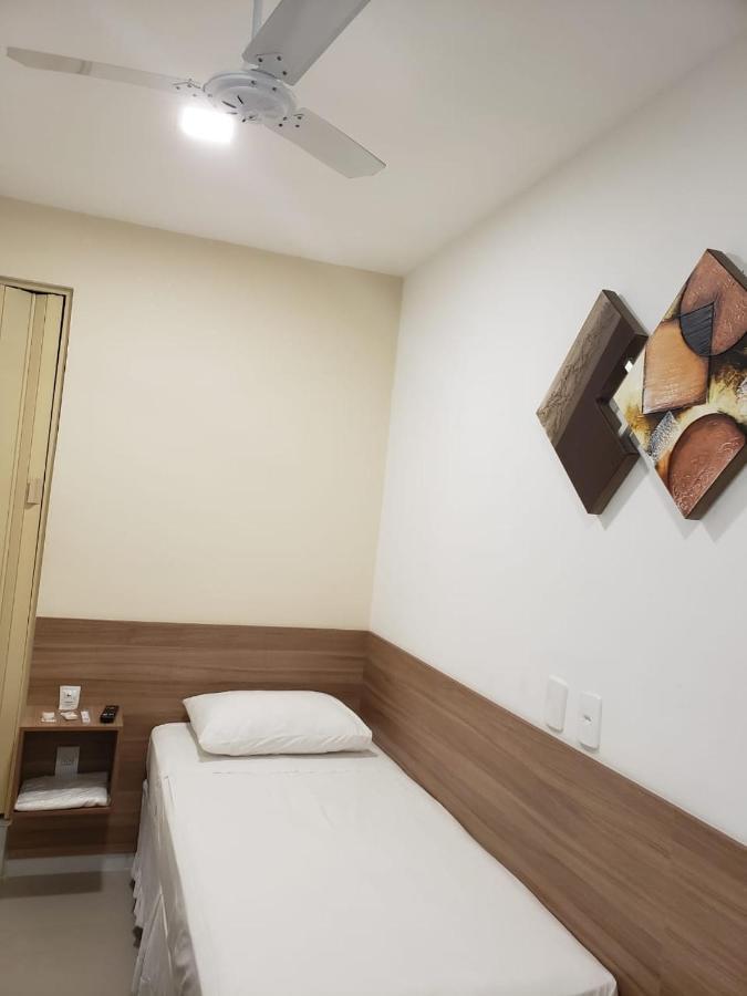 Quarto Individual Econômico