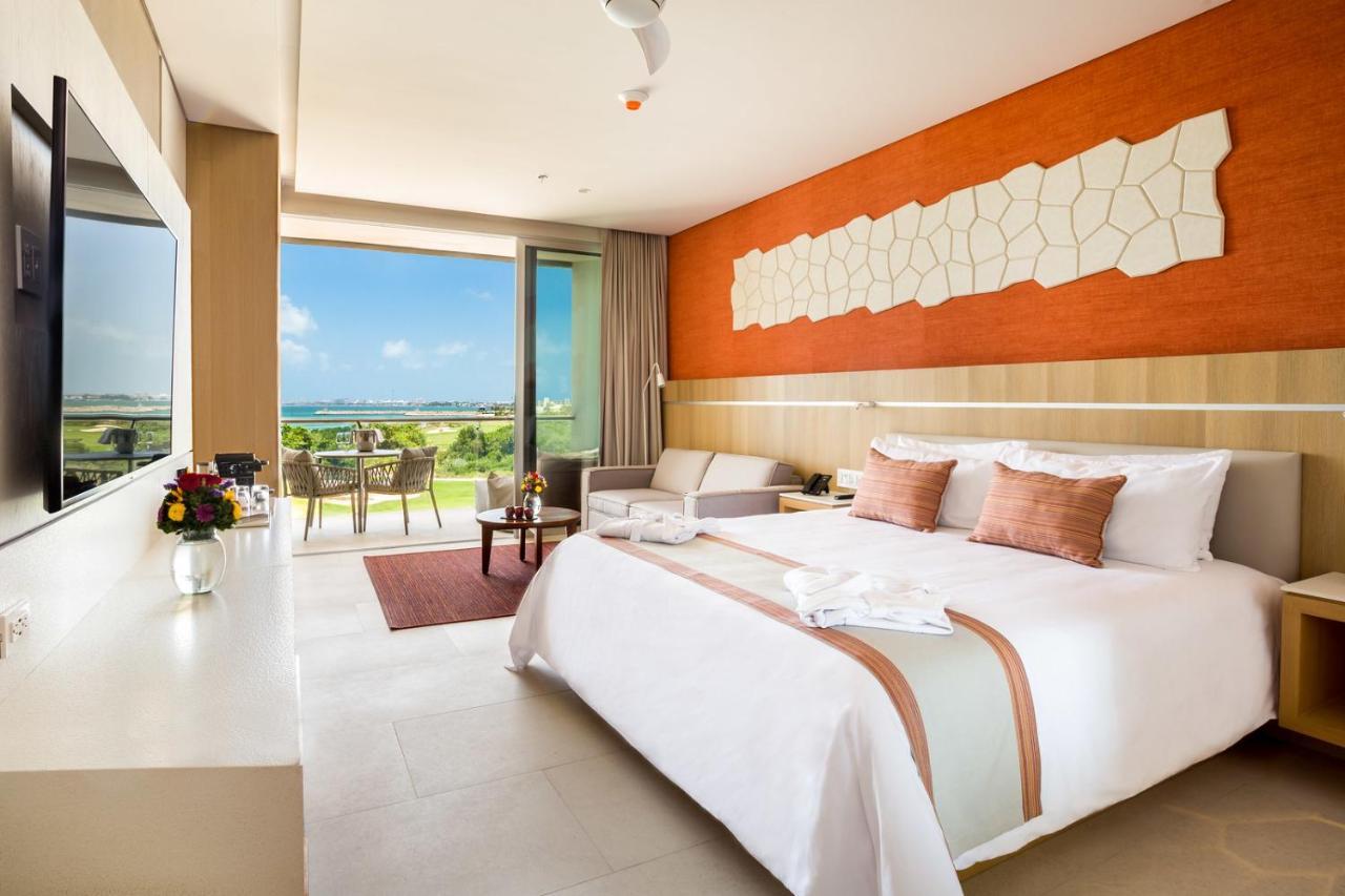 Deluxe Ocean View King
