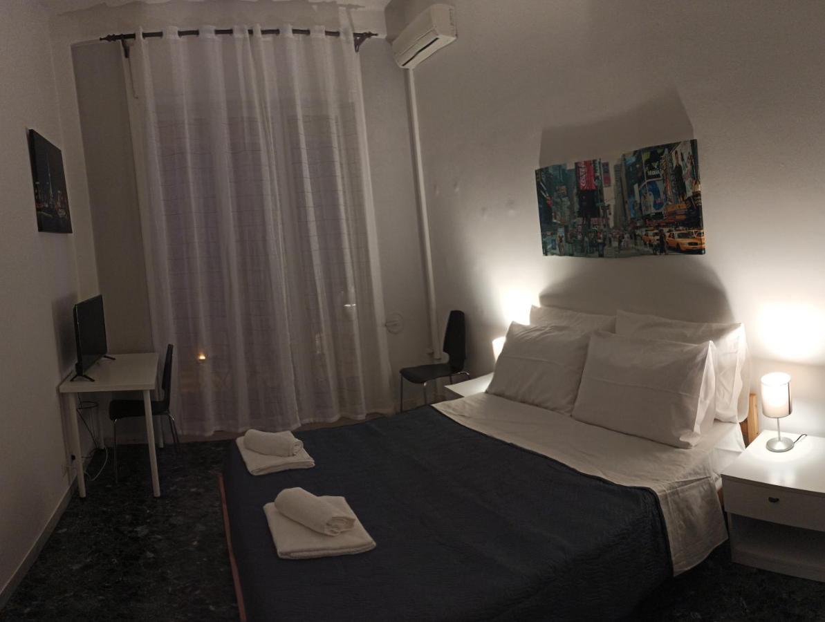 Doppelzimmer mit eigenem externen Bad
