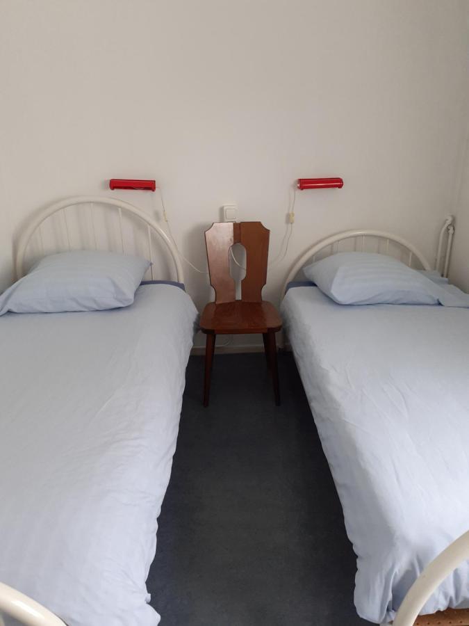 Budget Twin Room,1007775847:JPEG