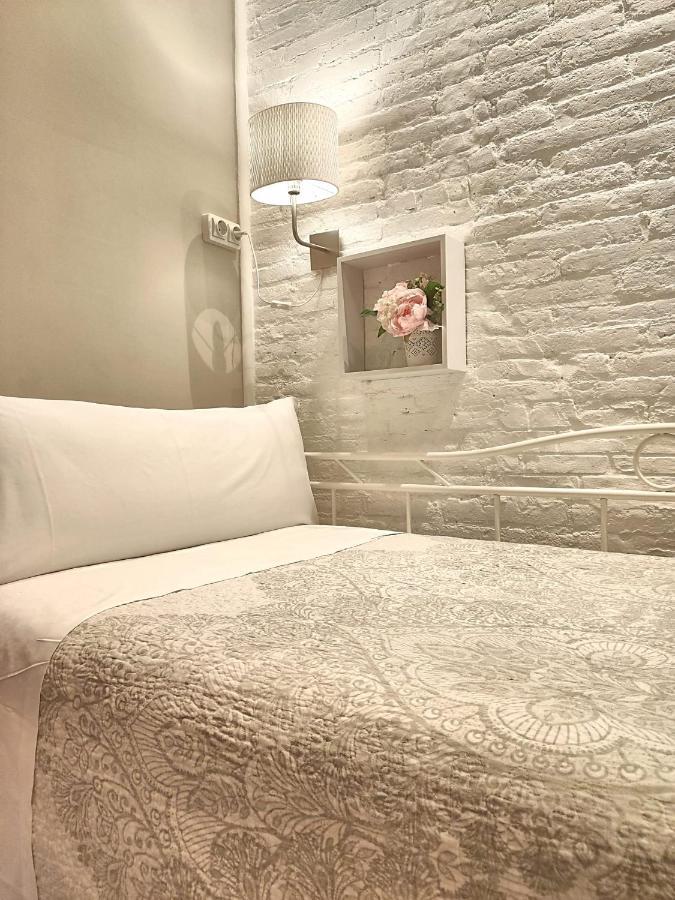 Eenpersoonskamer met Gedeelde Badkamer