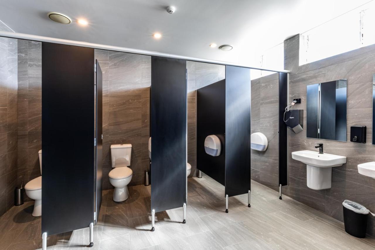 Economy Bunk Room with Shared Bathroom