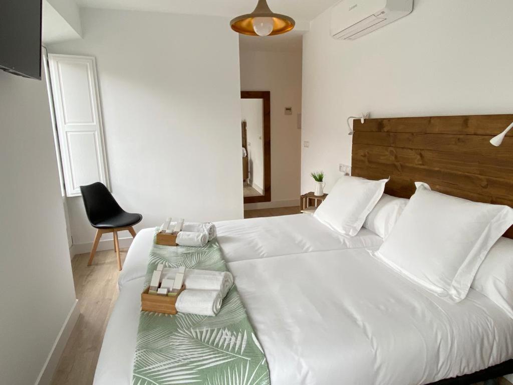 Double or Twin Room,1541827759:JPEG