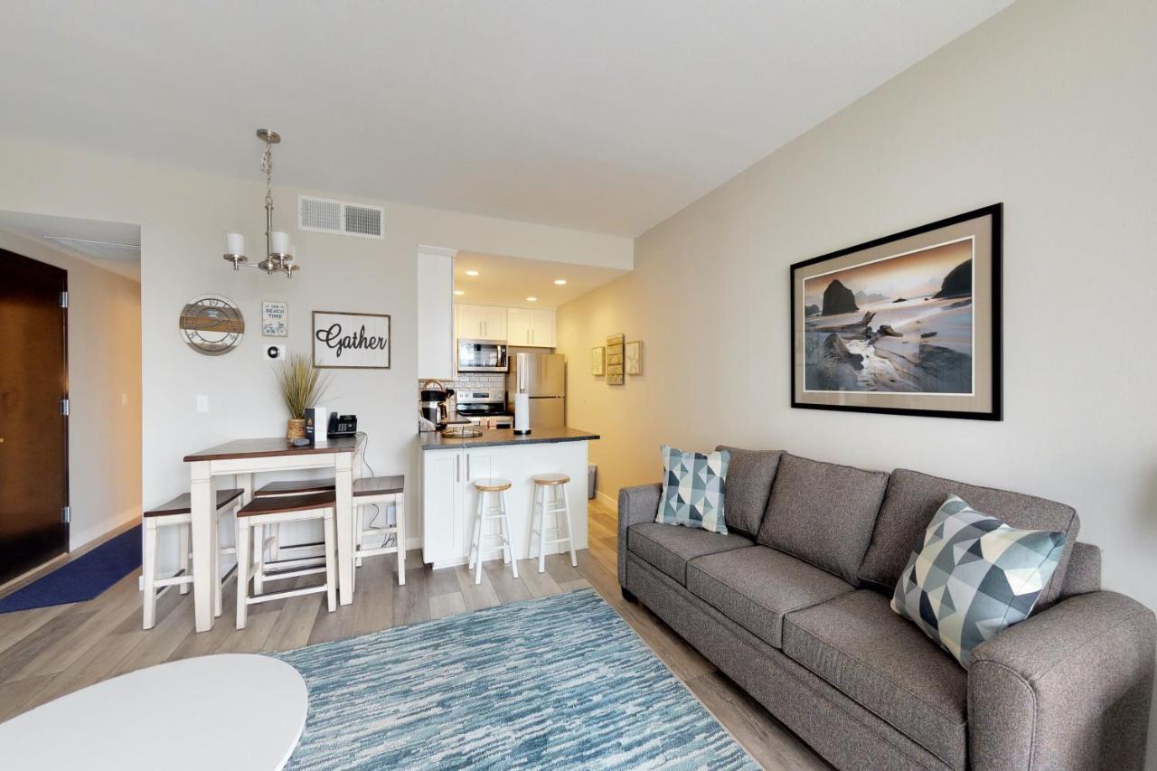 One Bedroom Apartment