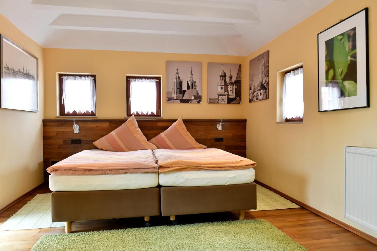 Triple Room,115378991:JPEG