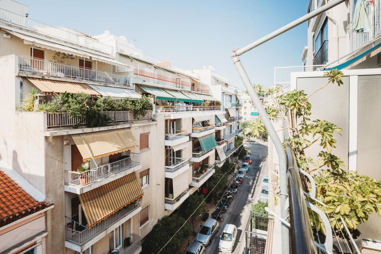 Estudio Urban en la planta superior con balcón y vistas