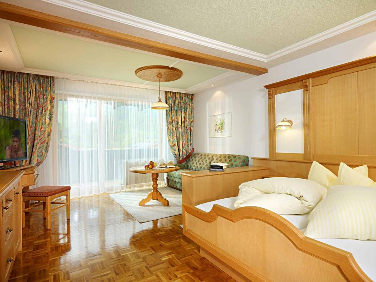 Doppelzimmer mit Balkon