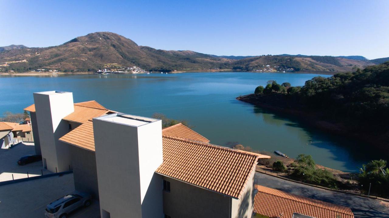 Suíte com Vista do Lago
