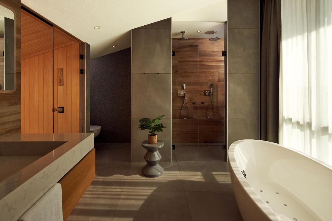 Suite with Sauna,1023639586:JPEG