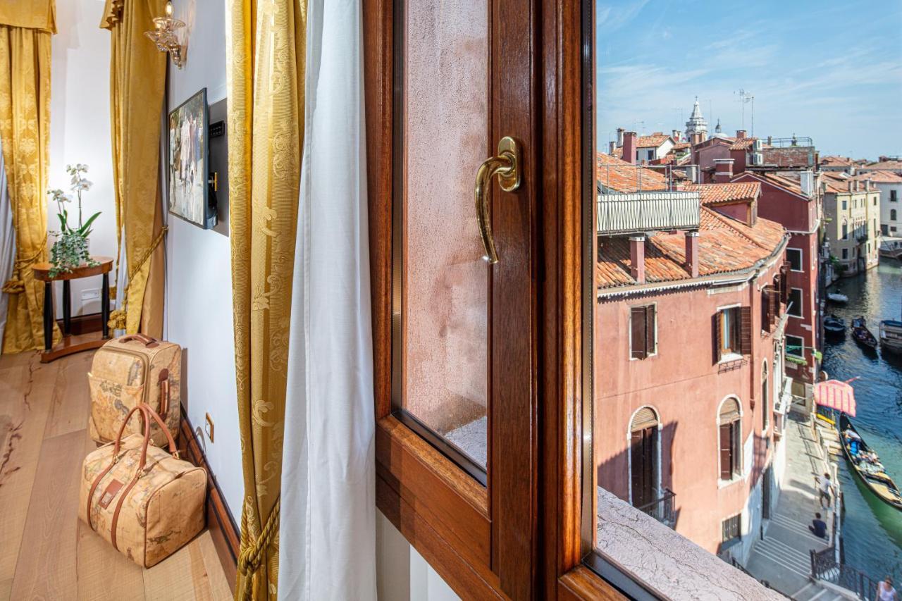 Deluxe Doppelzimmer mit Kanalblick