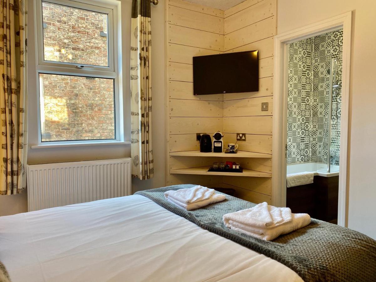 Deluxe Zimmer mit Kingsize-Bett