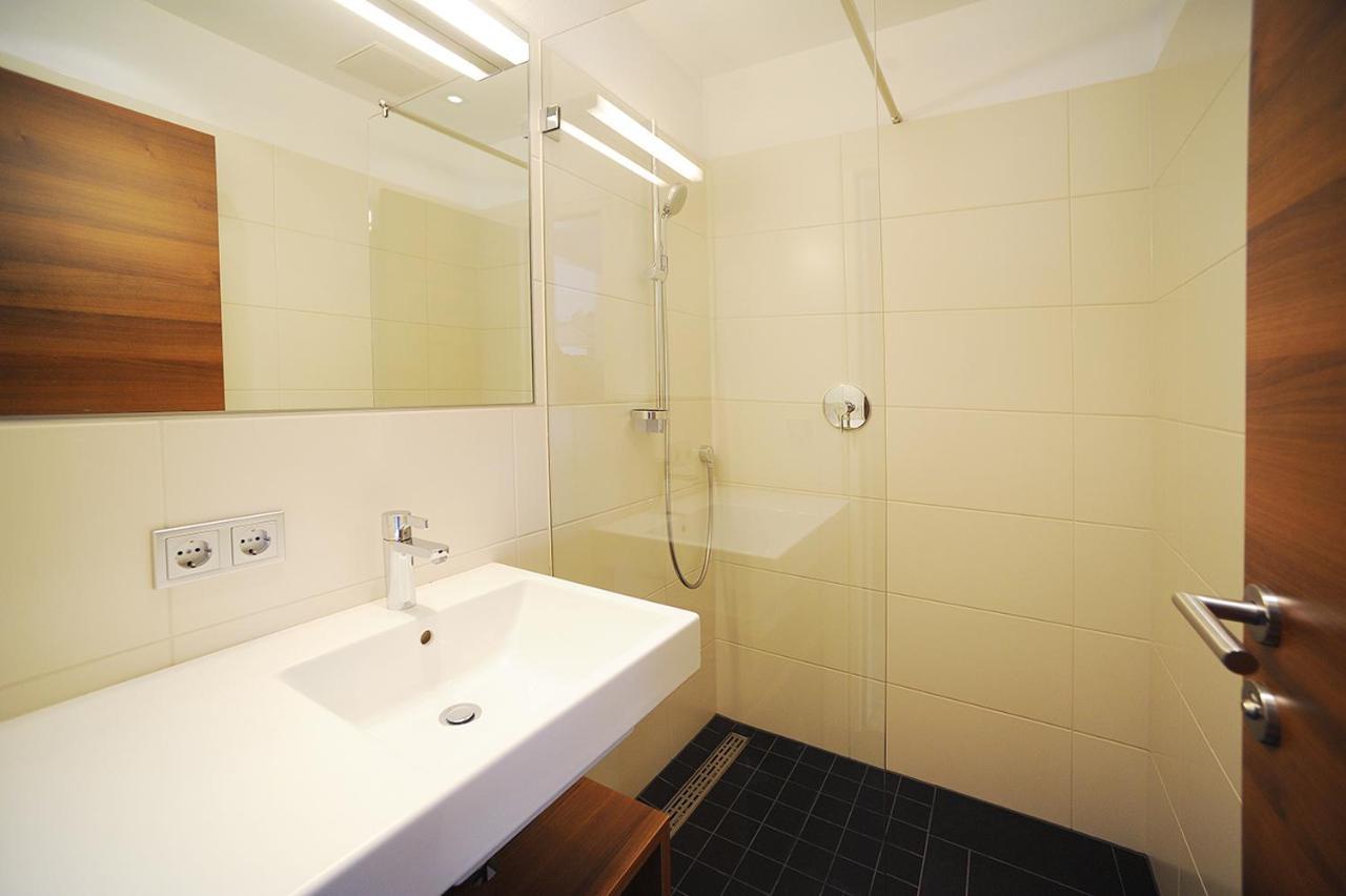 Tweepersoonskamer met 2 Aparte Bedden