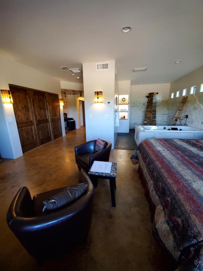 King Room with Mountain View