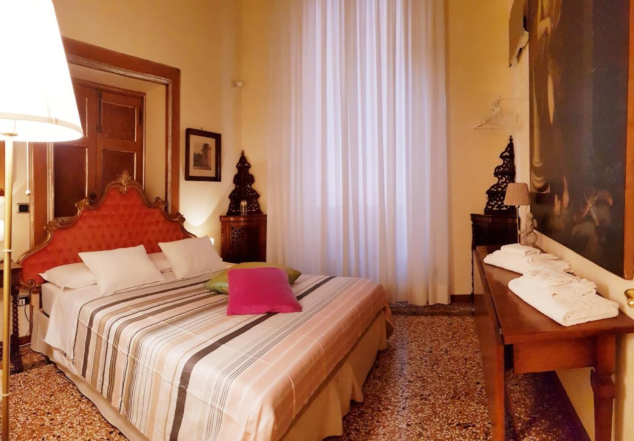 Double Room with Shared Bathroom,1065732598:JPEG