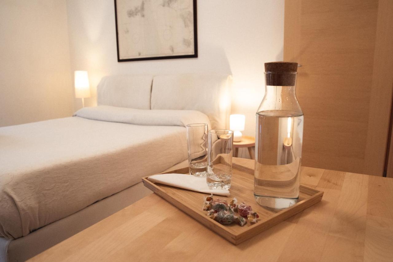 Dreibettzimmer mit eigenem Bad und Balkon