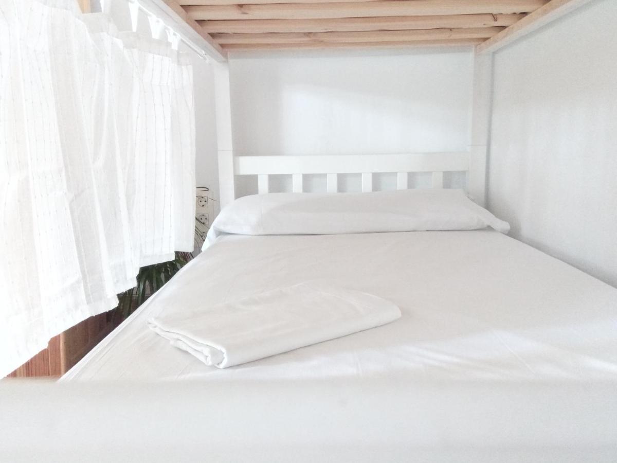 Single Bed Dormitory Room,1034993980:JPEG