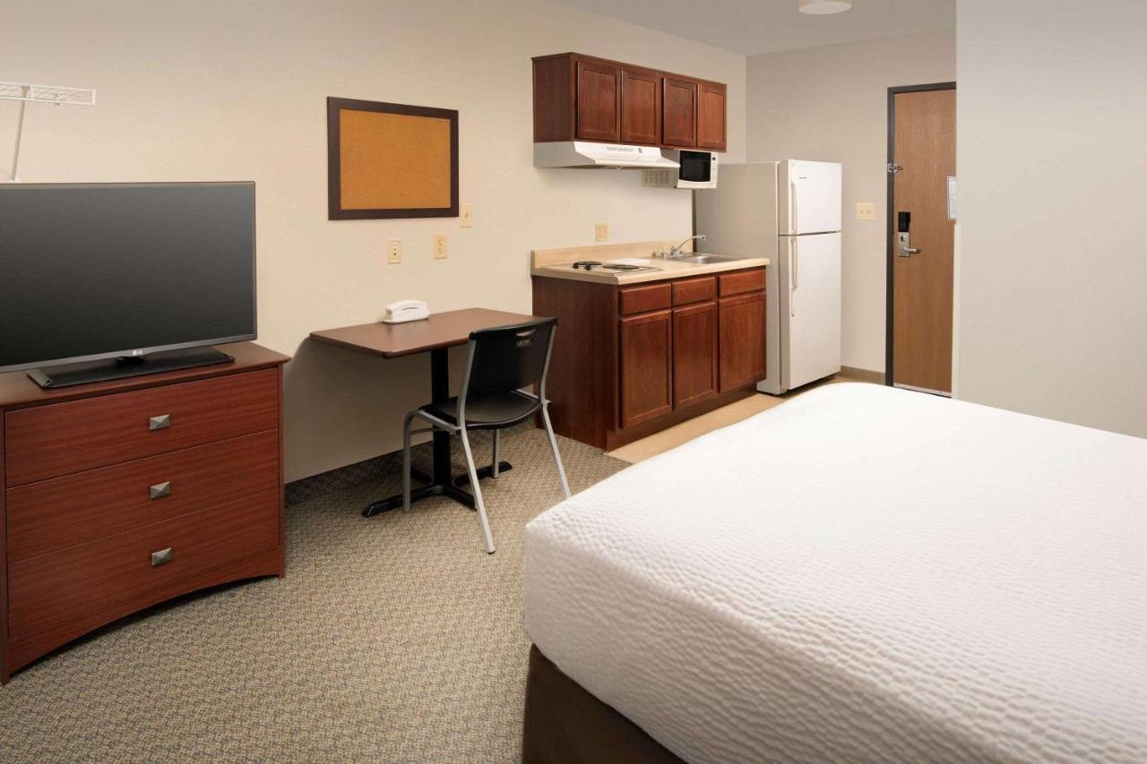 Double Room with Two Double Beds - Non-Smoking