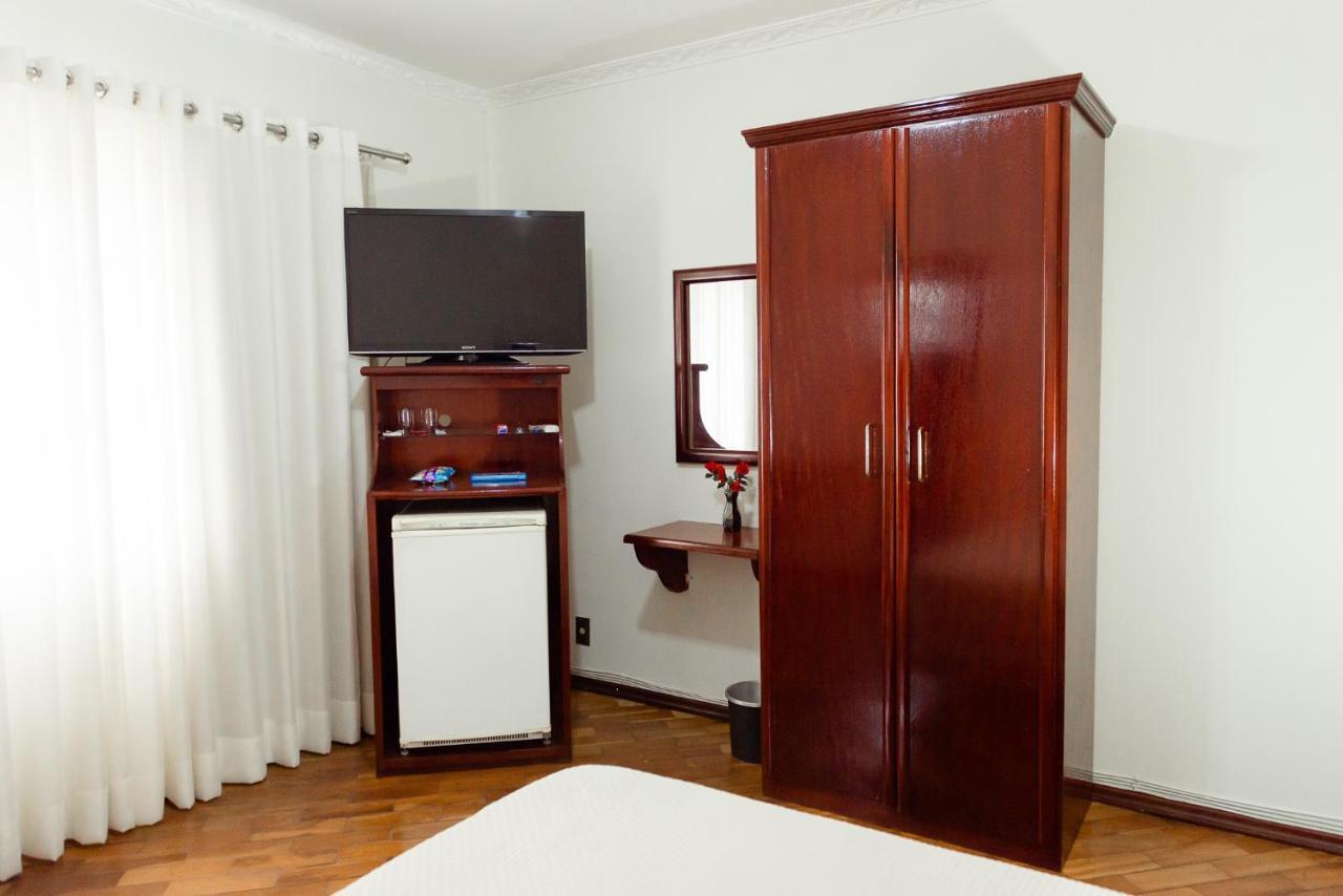 Double or Twin Room,1038092089:JPEG
