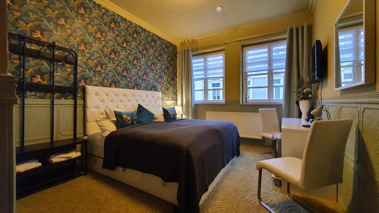 Budget Single Room,237689173:JPEG