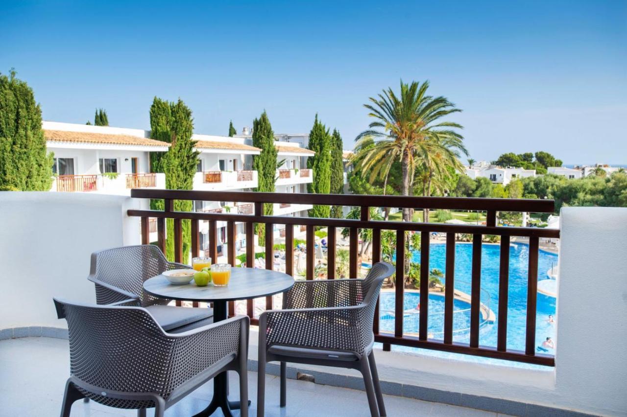 Apartamento con vistas a la piscina