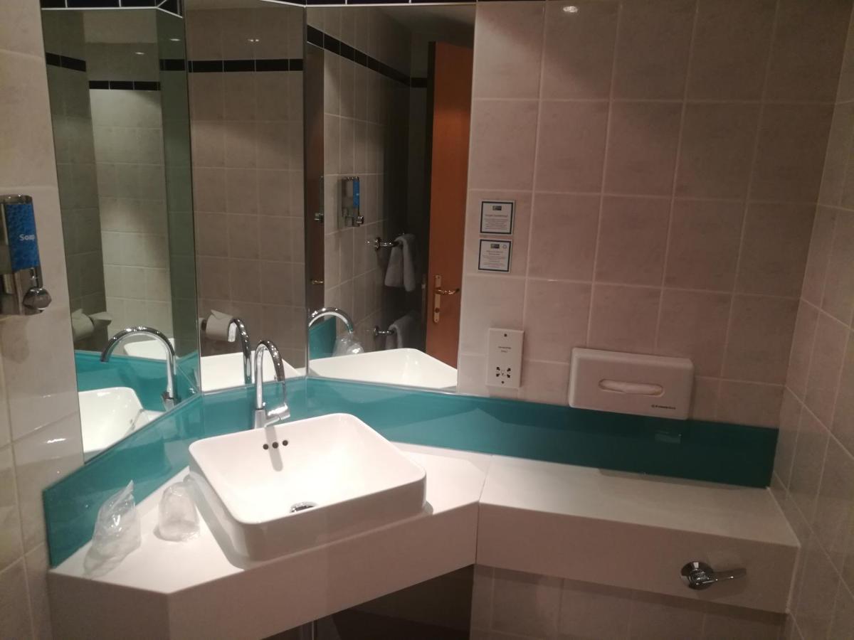 Standard Zweibettzimmer mit kostenlosem warmen Frühstück