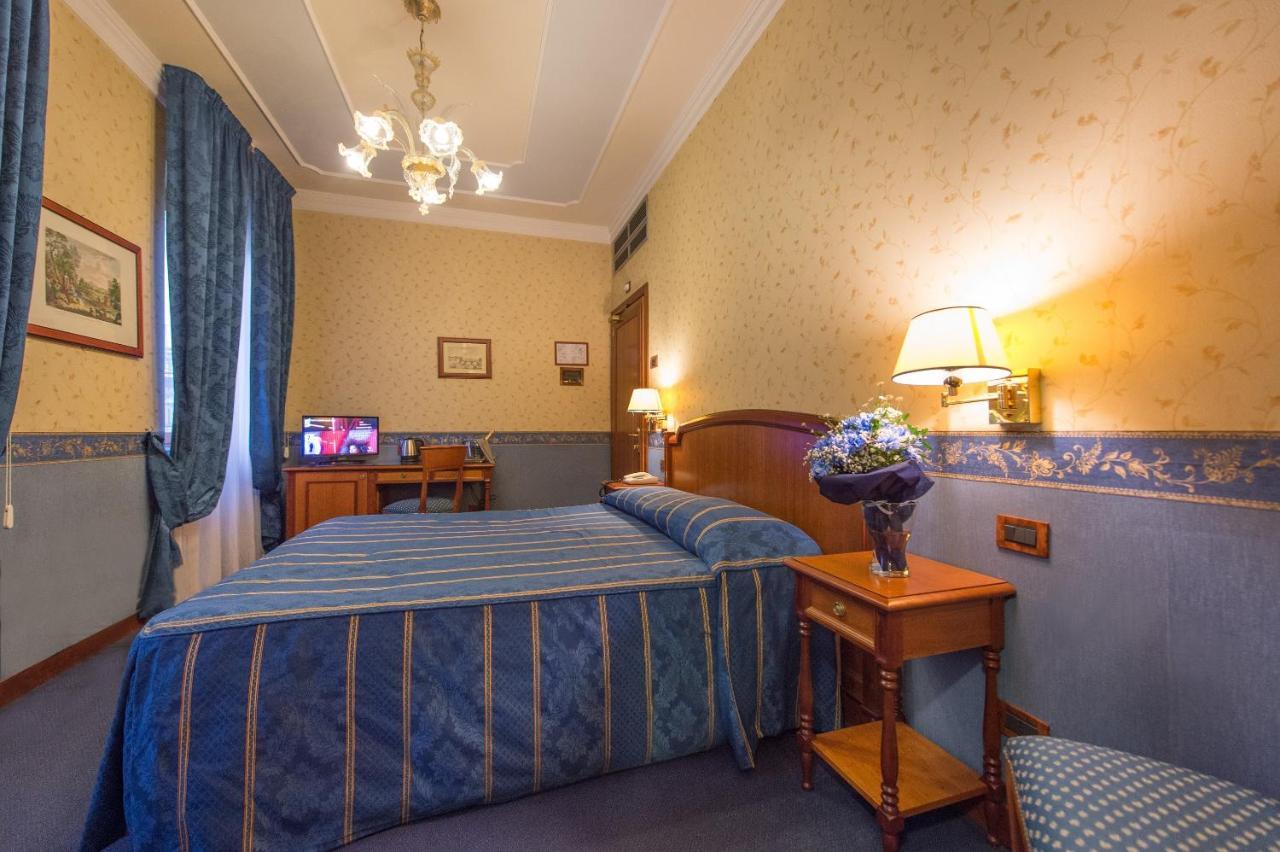 Quarto Familiar Standard