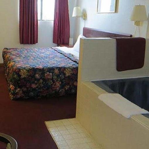 King Bed with Spa Bath