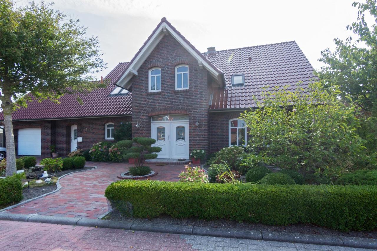 Zweibettzimmer mit Balkon