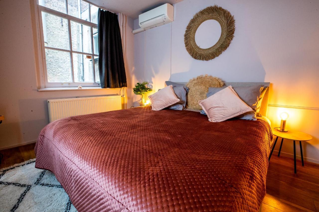 Deluxe Tweepersoonskamer (Roze Kamer - 1e Verdieping)
