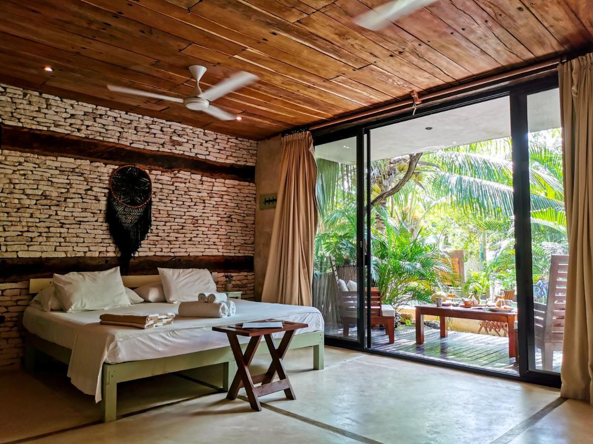 Studio with Terrace and Jungle View