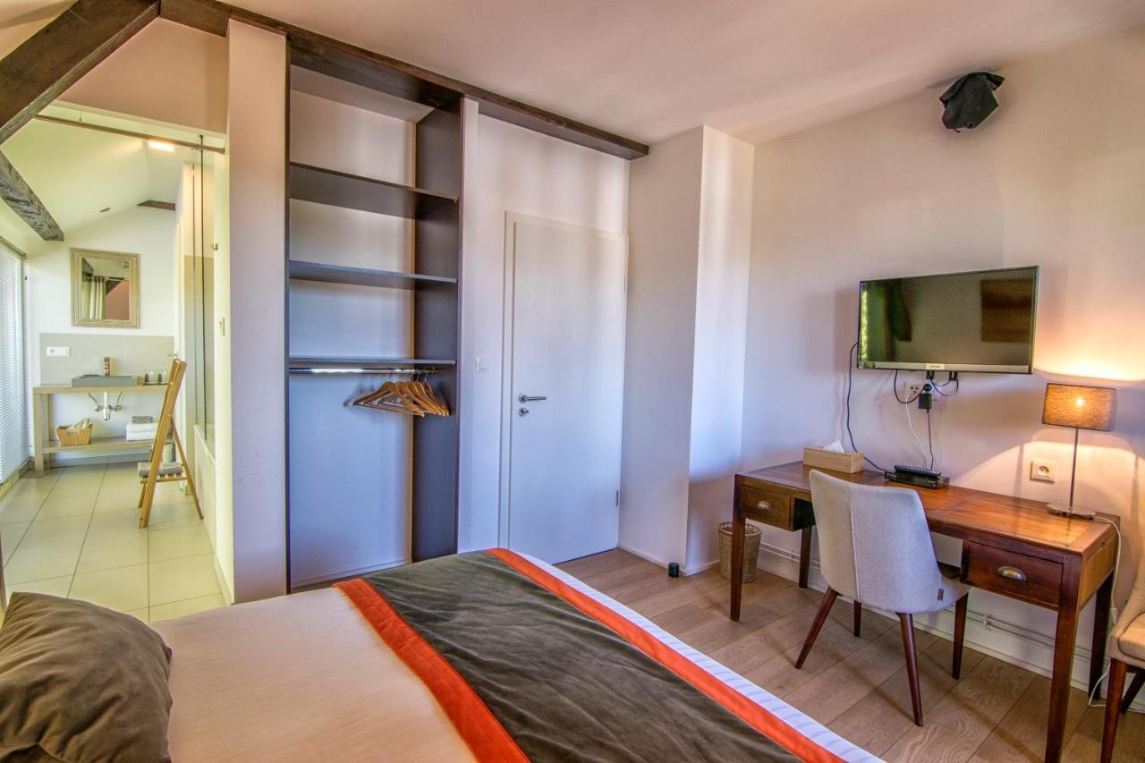 Chambre Double ou Lits Jumeaux Supérieure avec Terrasse (2)