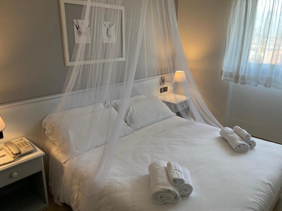 Suite Deluxe con Accesso Piscina
