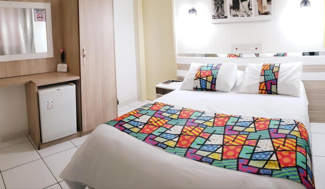 Quarto Duplo