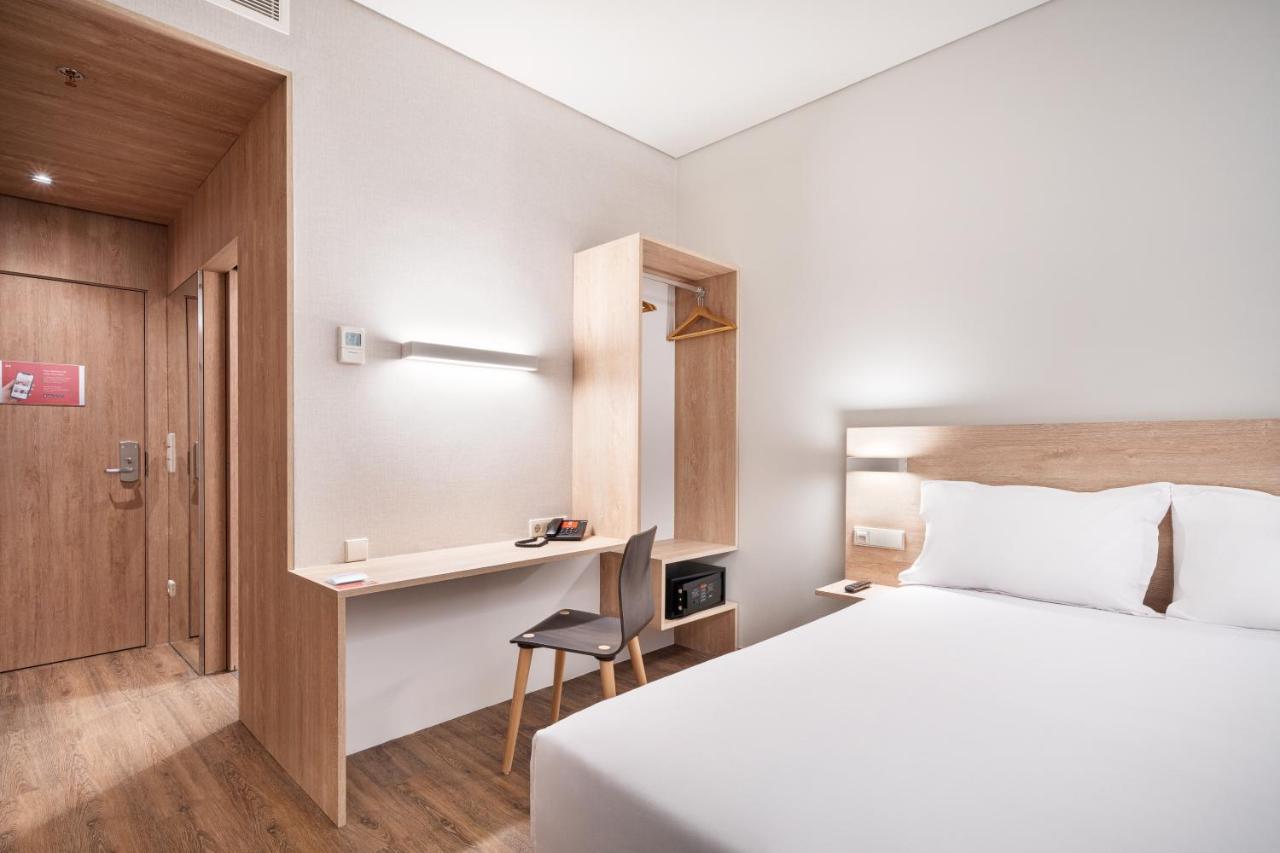 Quarto Duplo Standard