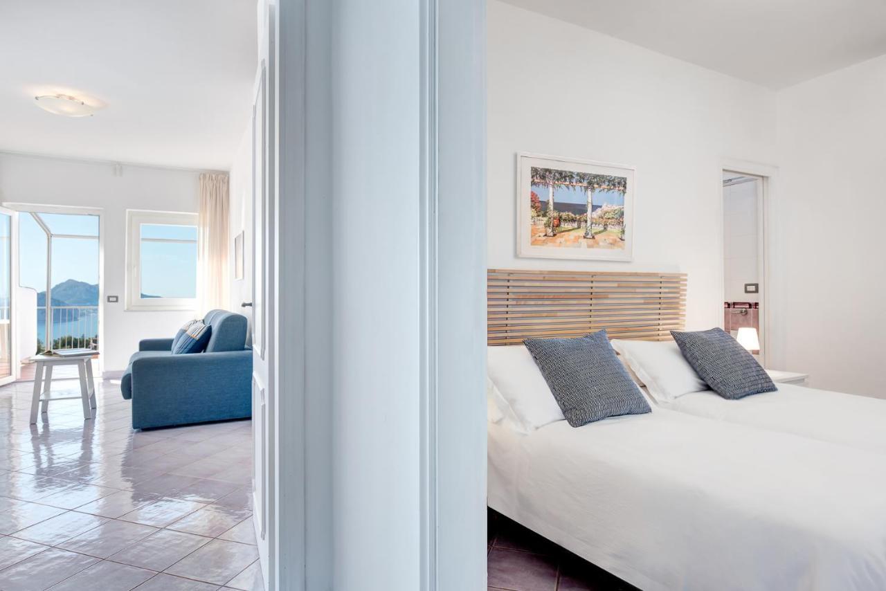 Appartamento Superior con 2 Camere da Letto, Terrazza e Vista Mare