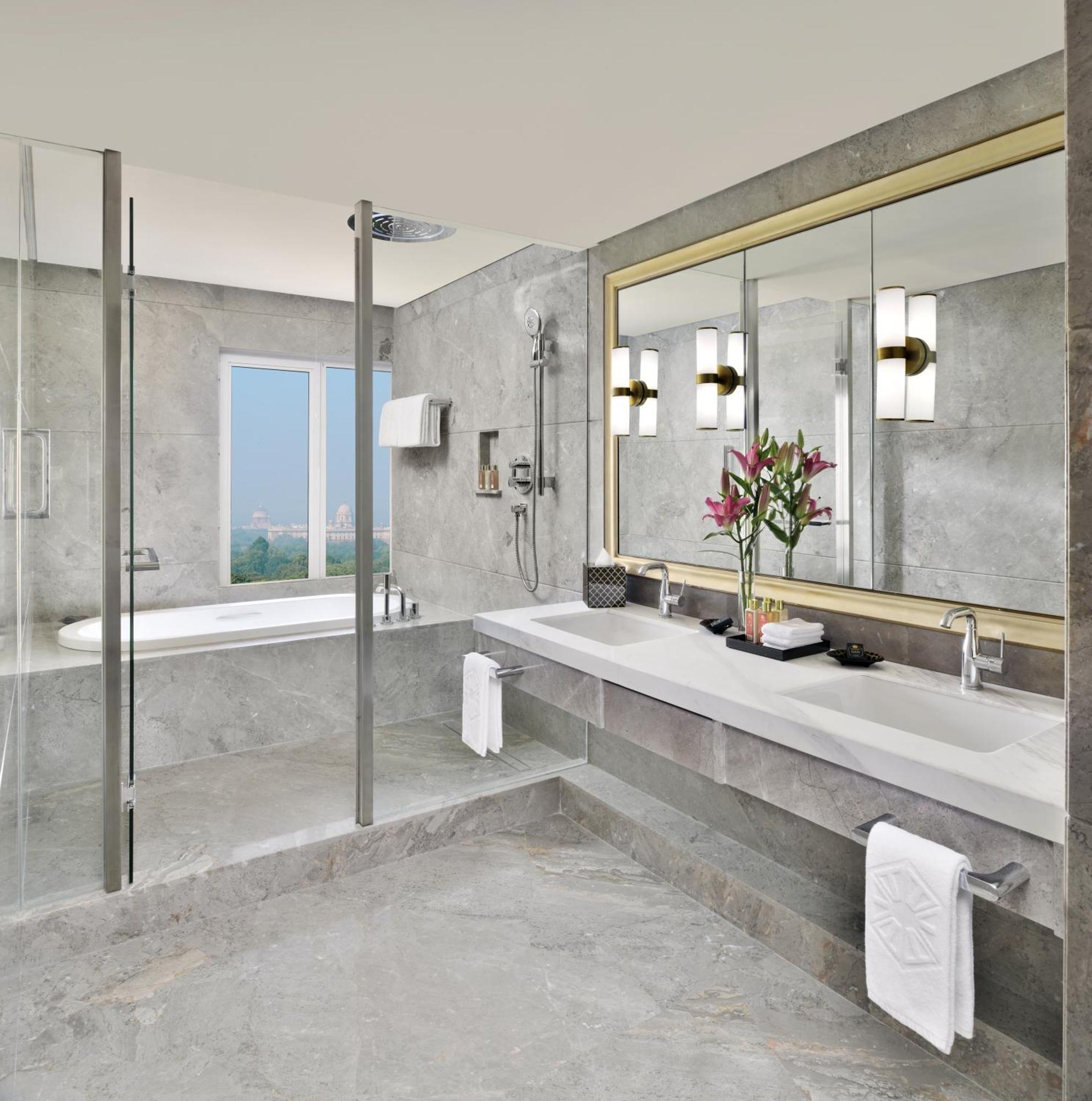 Taj Club Premium Room| One way Airport Transfer | Club Lounge Access