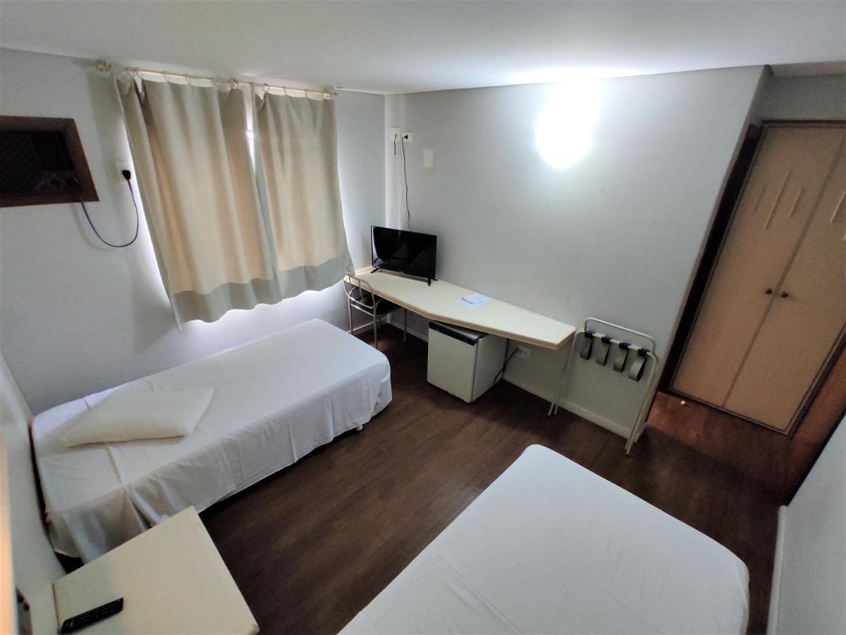 Quarto Standard com 2 Camas de Solteiro