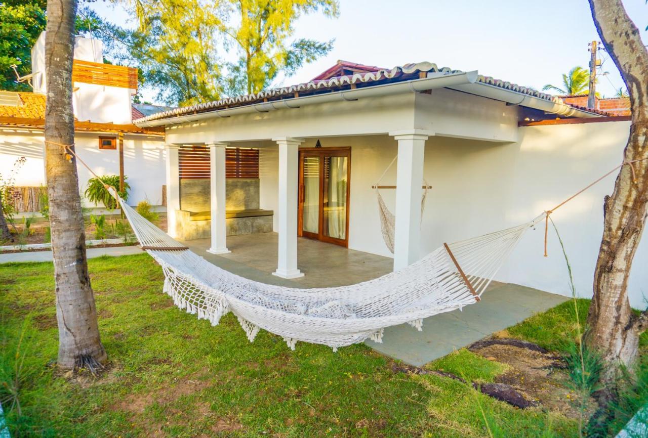 MASTER COM HIDROMASSAGEM E VISTA JARDIM