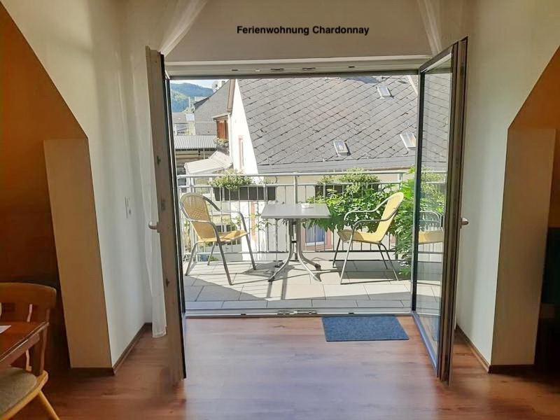 One-Bedroom Apartment Balcony,1078696780:JPEG