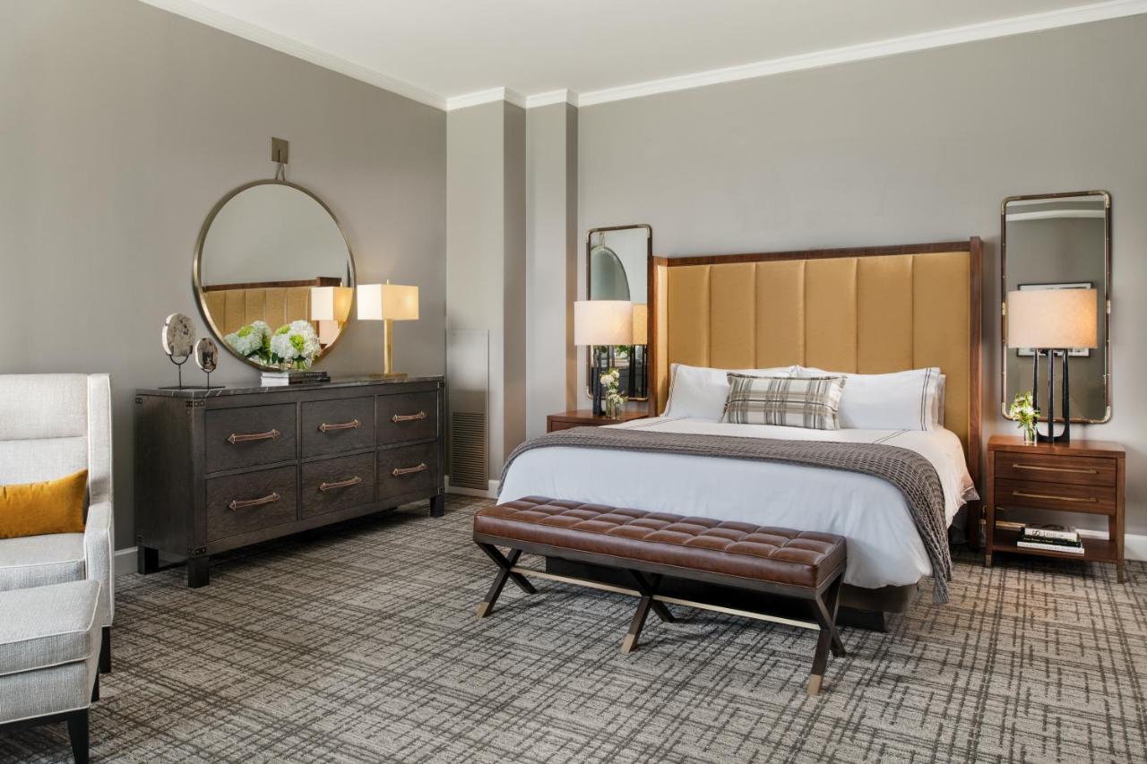 Deluxe King Suite,1042354573:JPEG
