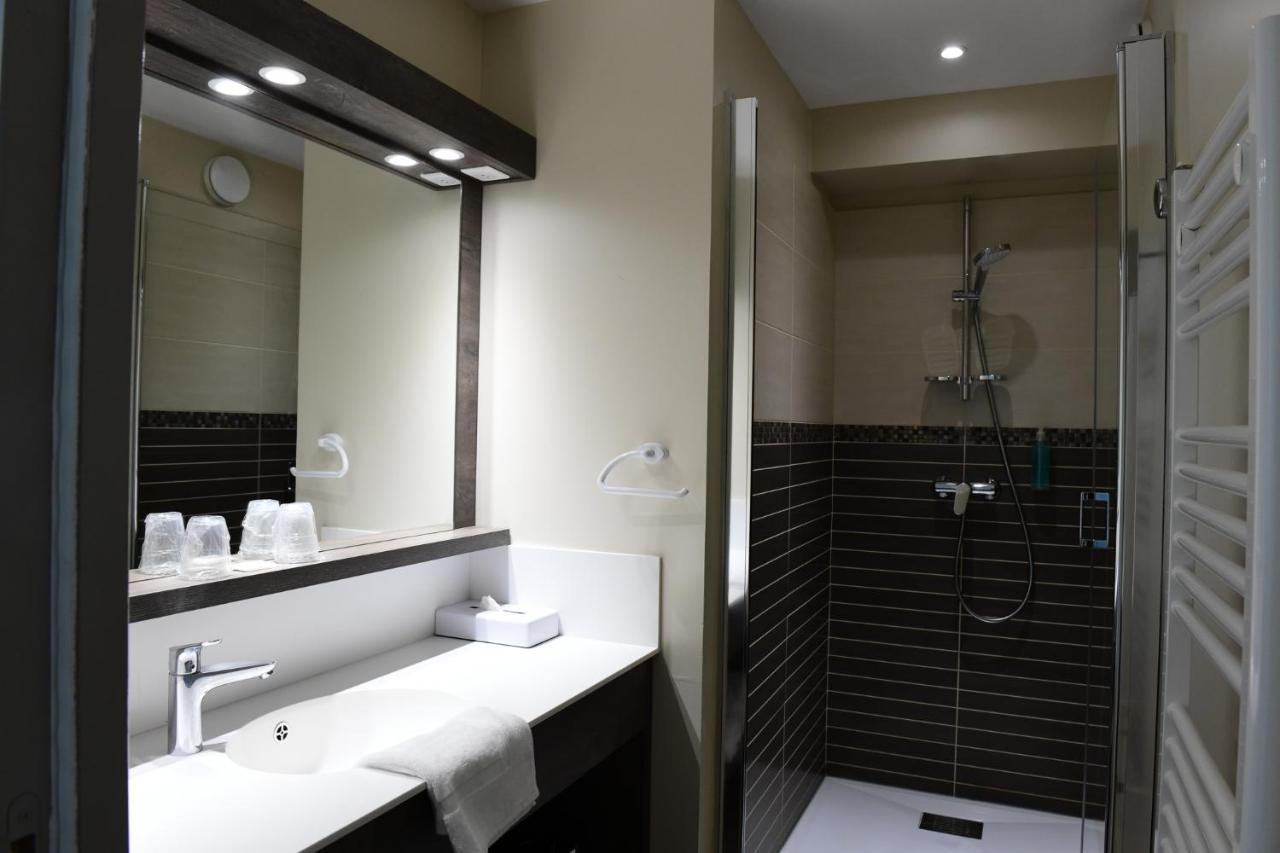 Chambre Triple avec Douche