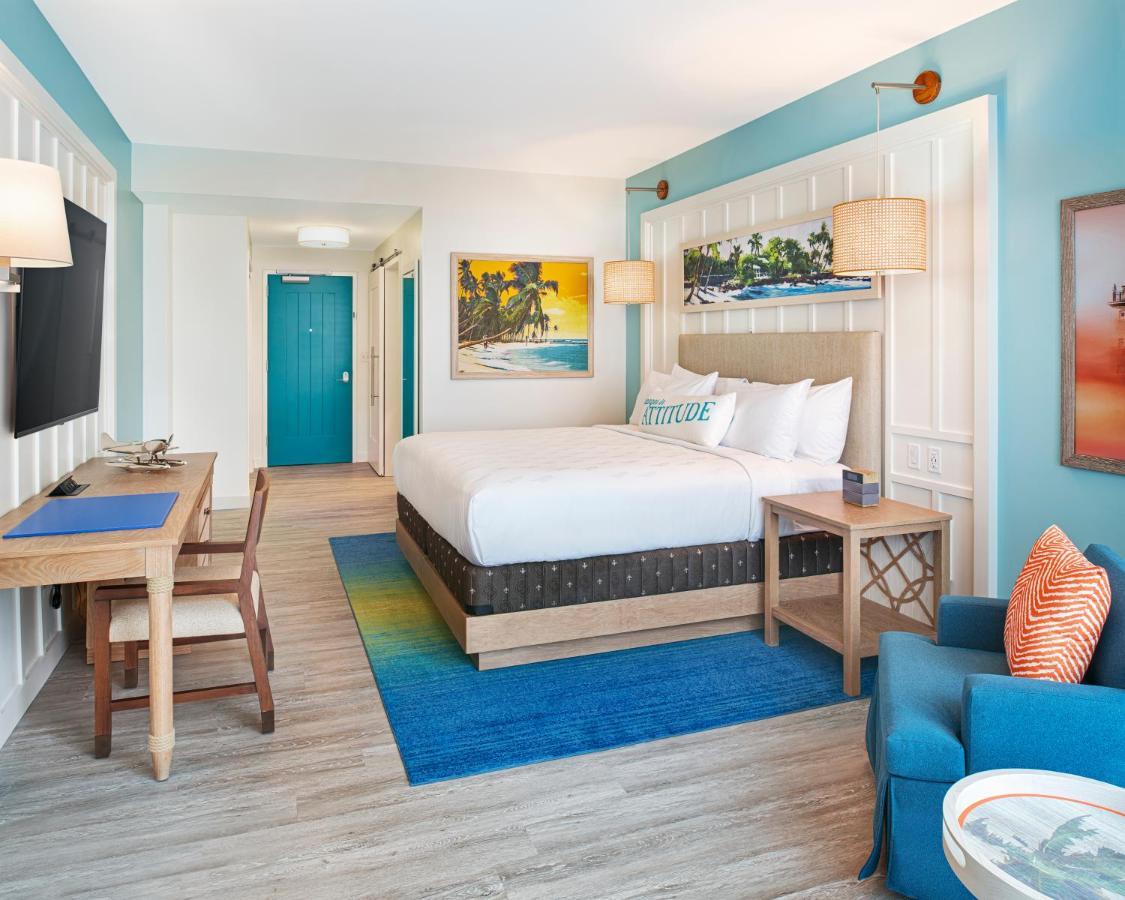 Standard King Room