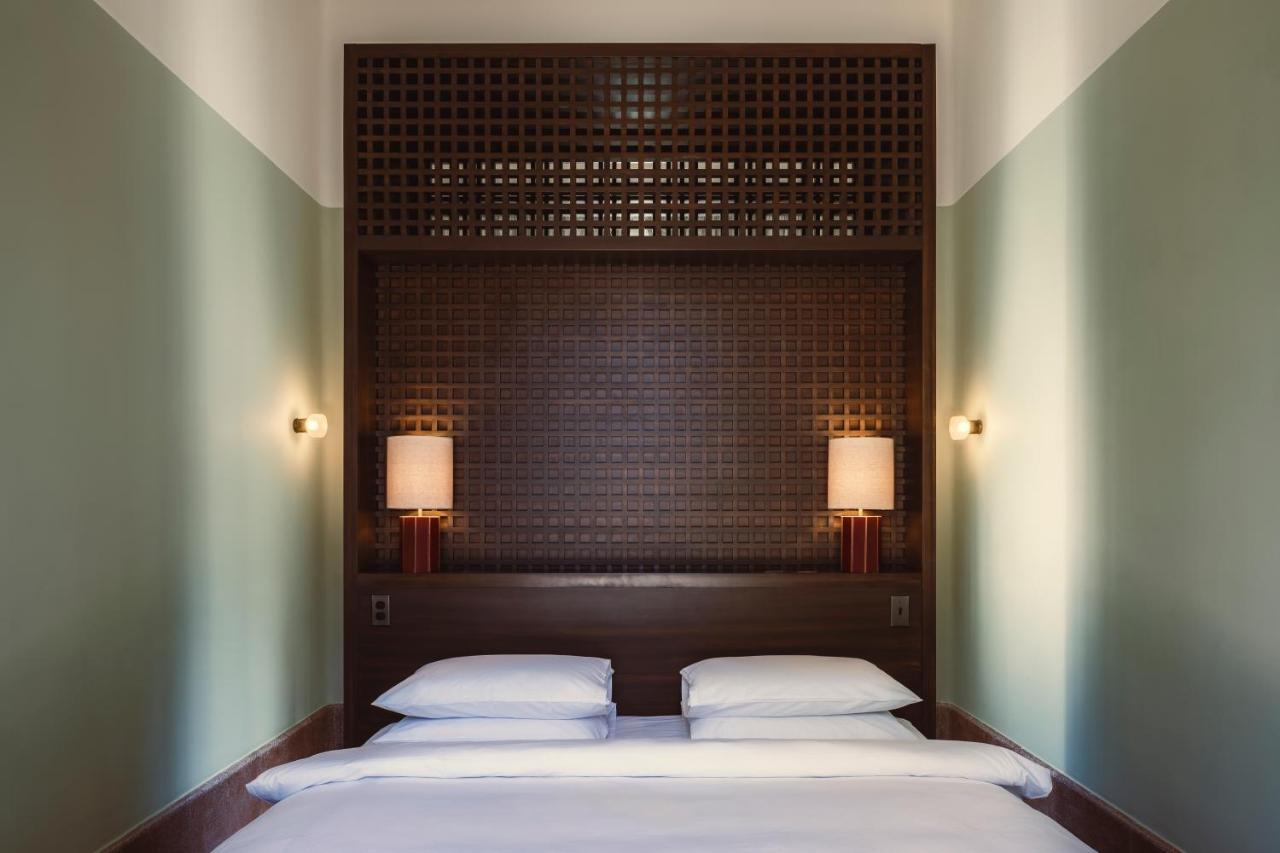 Deluxe Room,1089505638:JPEG