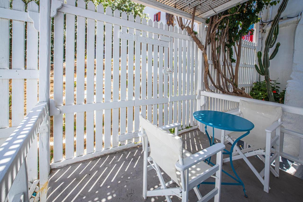 Quarto com Cama de Casal ou 2 de Solteiro e Terraço