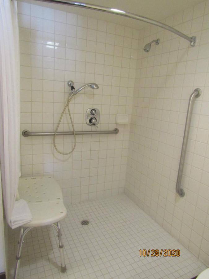 Standard King Room - Disability Access
