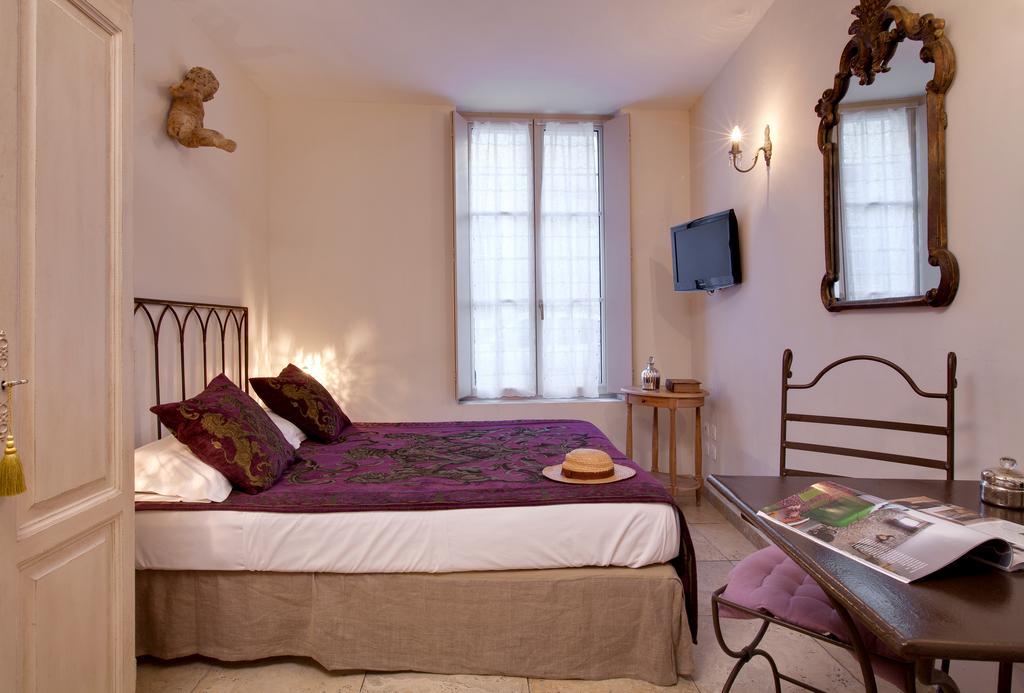 Studio Double Économique – Vue sur Rue