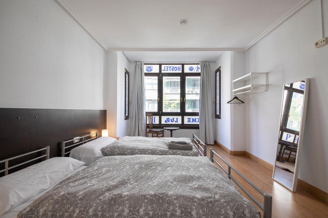 Standard Twin Room with Shared Bathroom