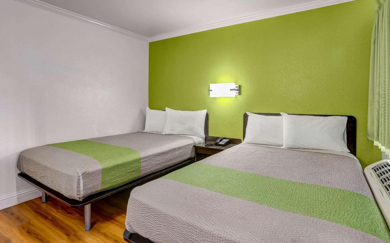 Quadruple Room - Non-Smoking
