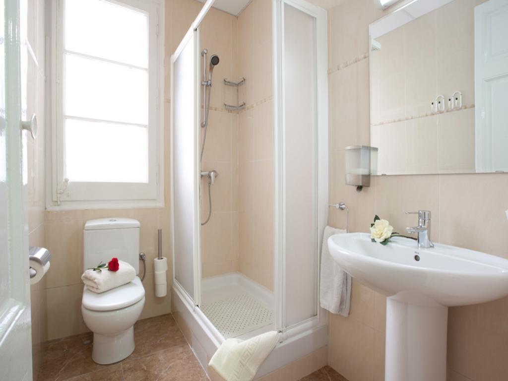 Chambre Simple Standard avec Salle de Bains Commune