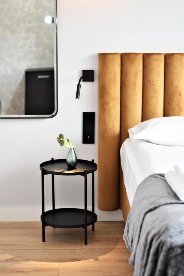 Standard Zimmer mit Kingsize-Bett